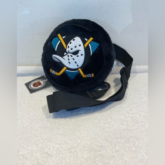 Mighty Ducks Handbags - New NHL Mighty Ducks Anaheim Black Plush Waist Crossbody Pouch Bag Unisex